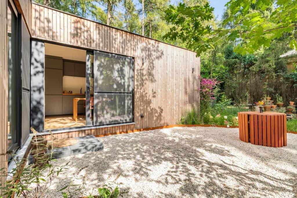Luxe-Avontuur In Een Romantische Cabin In Het Bos Stekene المظهر الخارجي الصورة